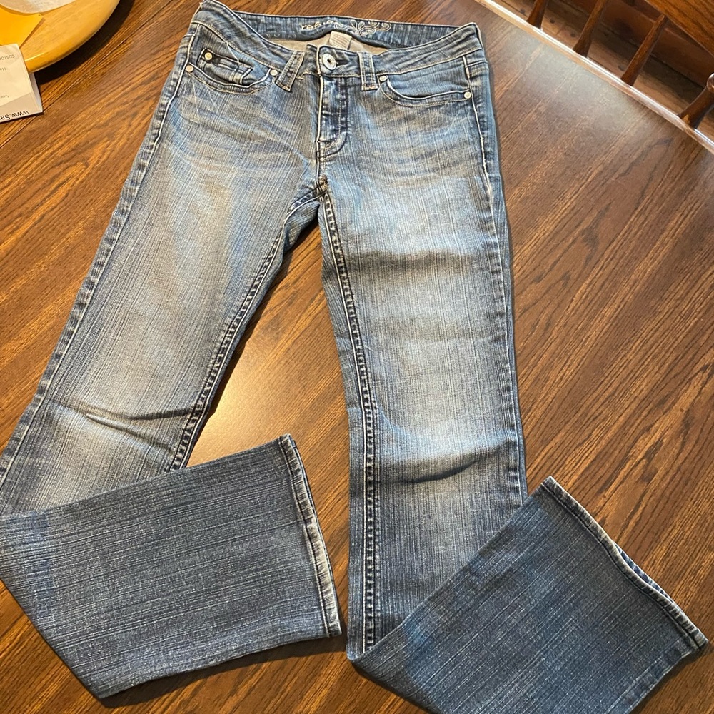 Refuge boot cut jeans size 5